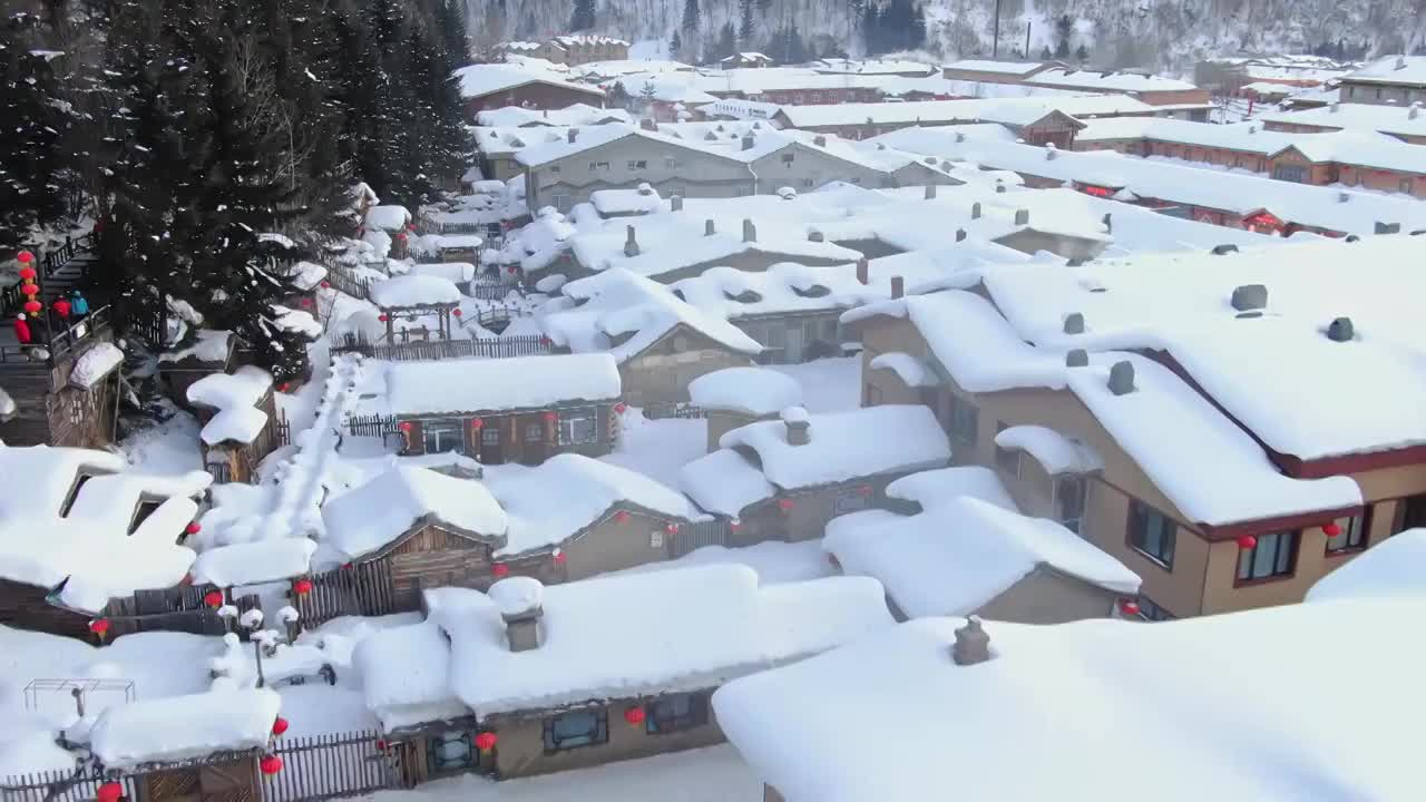 中国雪乡雪景房屋航拍特写视频素材