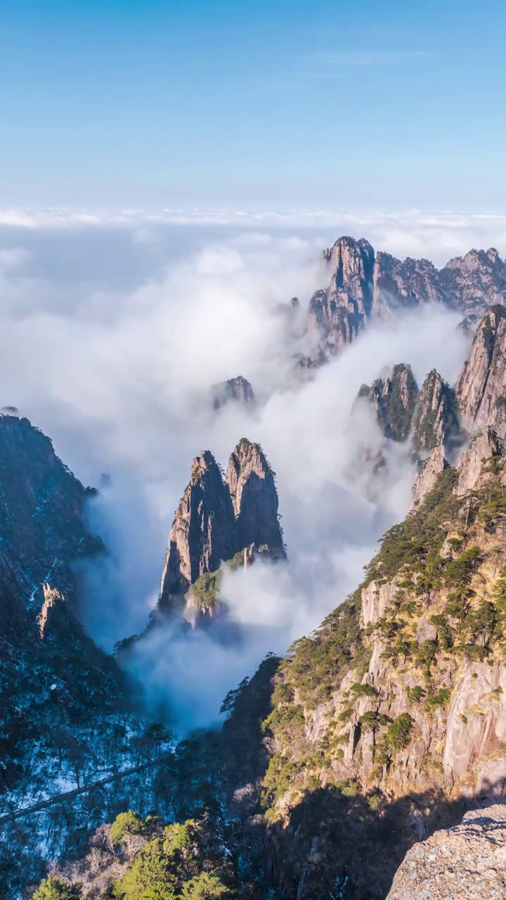 黄山群顶峰云海，安徽黄山视频素材