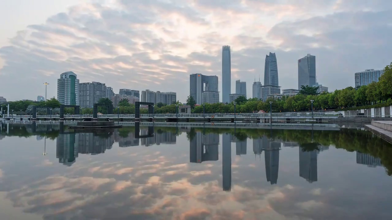 东莞国贸市区地标延时日出视频素材