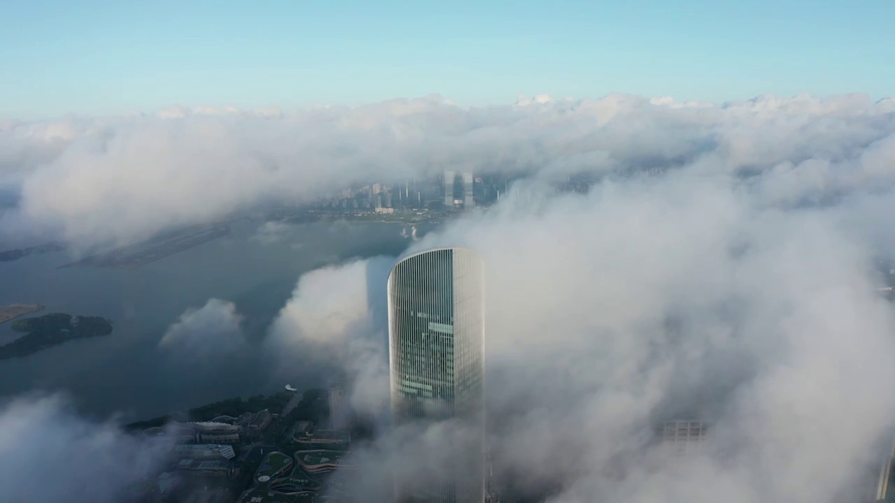 清晨时分苏州园区平流雾视频素材