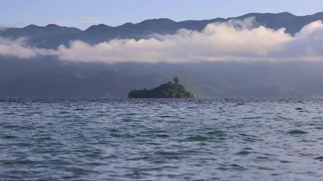 泸沽湖自然风光延时视频素材