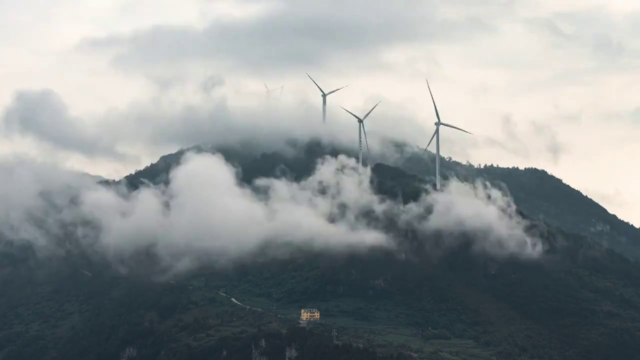 寺院坪风车视频素材