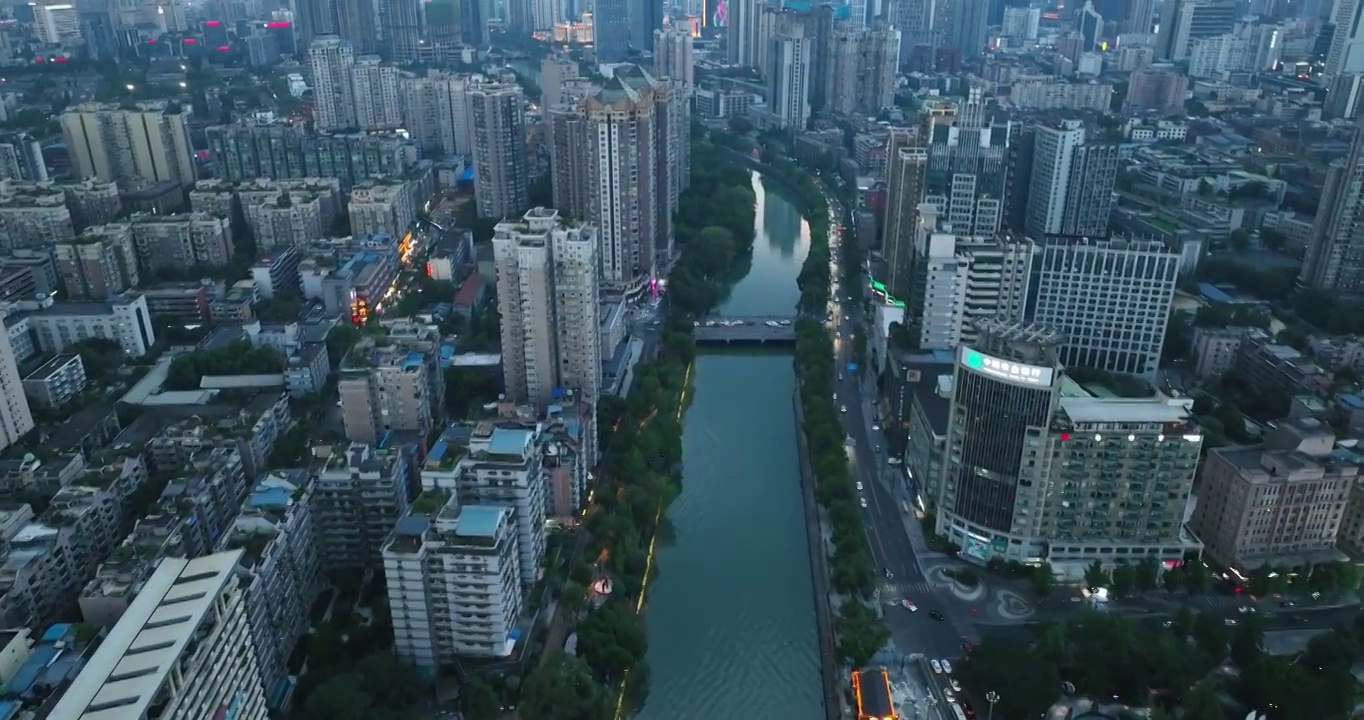 成都锦江廊桥傍晚航拍风景视频素材