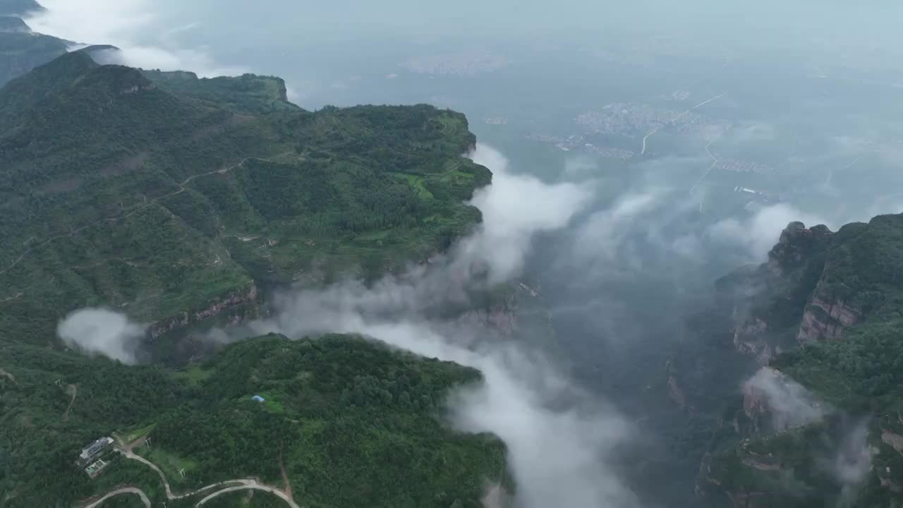 航拍河南太行山大峡谷视频素材