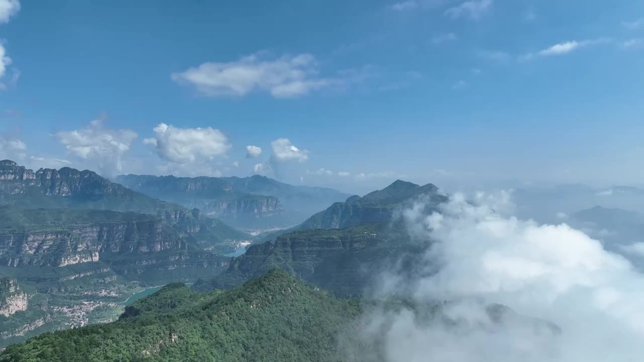 航拍河南太行山大峡谷视频素材