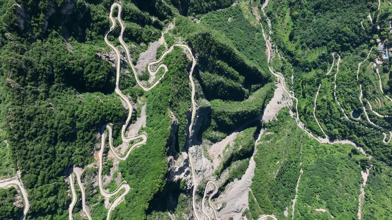 航拍河南太行山最美公路视频素材