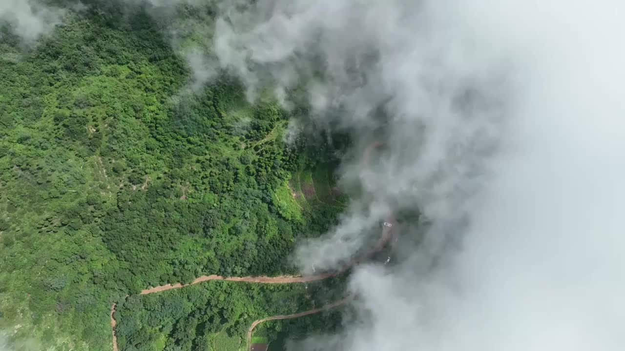 航拍河南太行山大峡谷视频素材