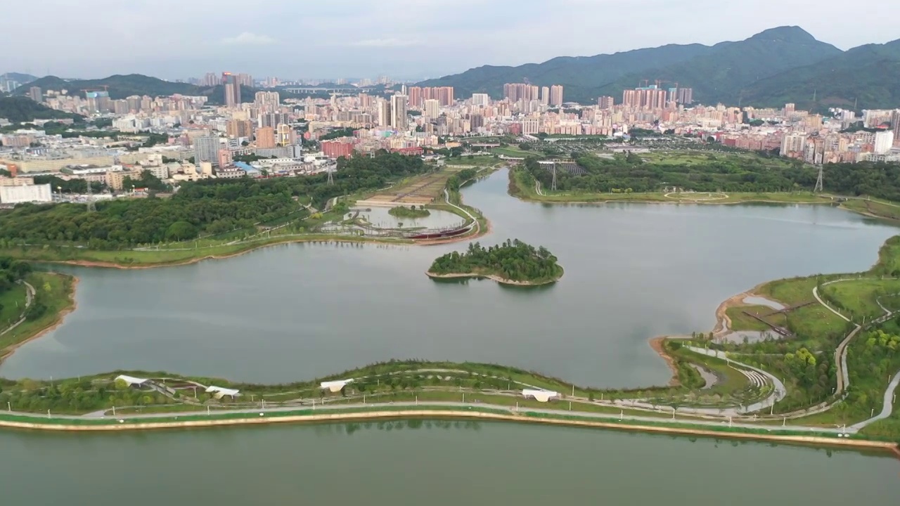 深圳市宝安区石岩湿地公园航拍视频素材