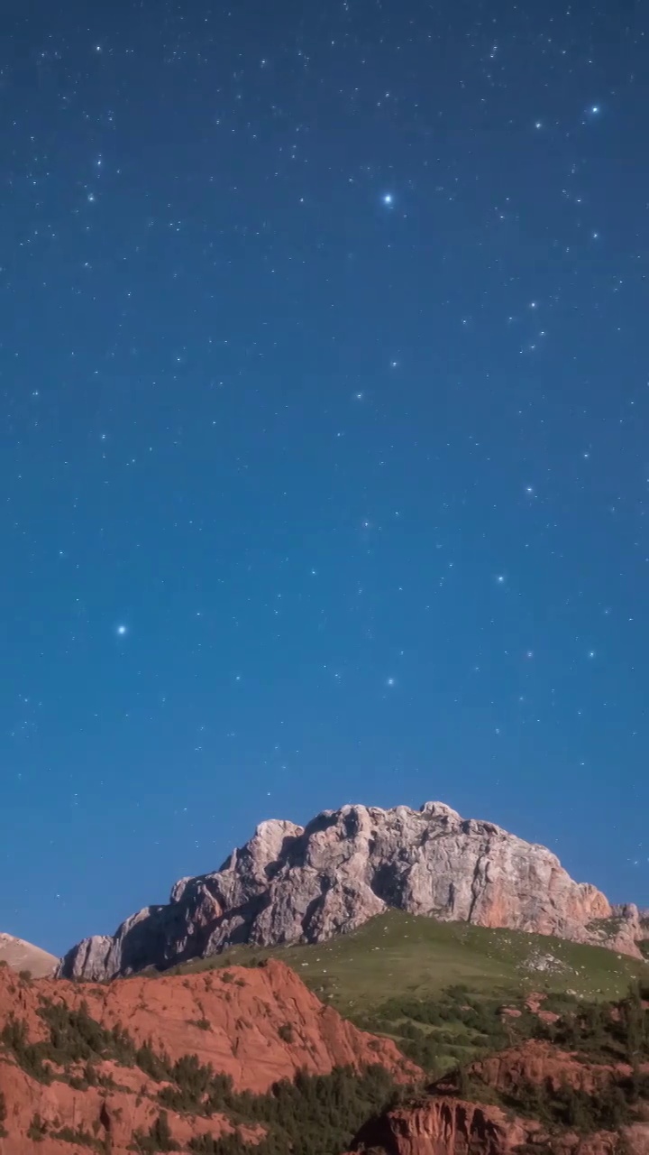 青海玉树三江源山峦星空视频素材