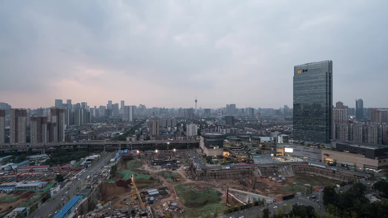 成都成华区地标商业华润广场夜景延时视频素材