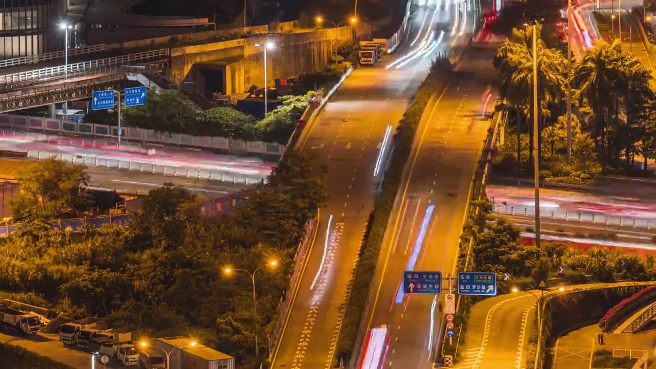 城市高架桥夜景车轨延时视频素材