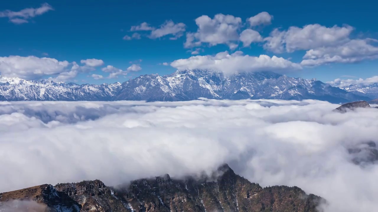 四川雅安牛背山云海视频素材