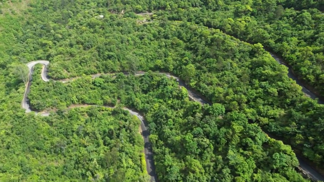 云南省红河州石屏县山区公路视频素材