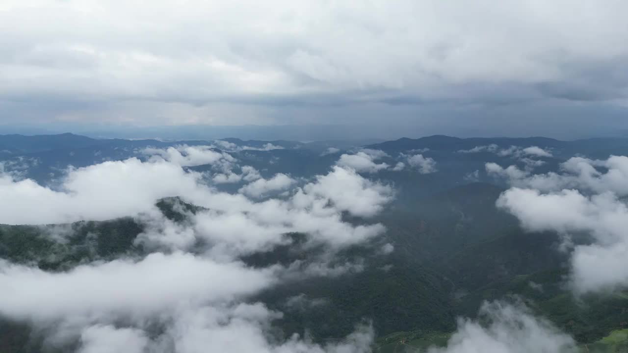 云南省红河州石屏县山区云海风光视频素材