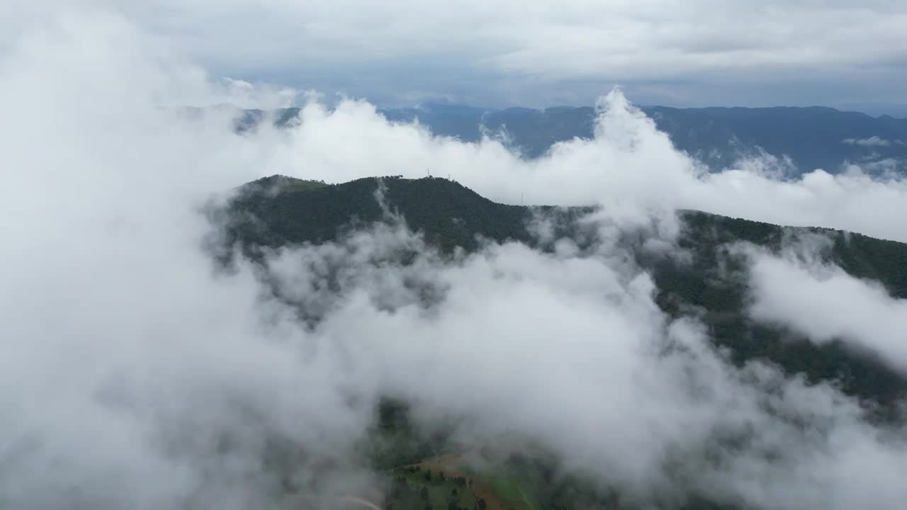 云南省红河州石屏县山区云海风光视频素材