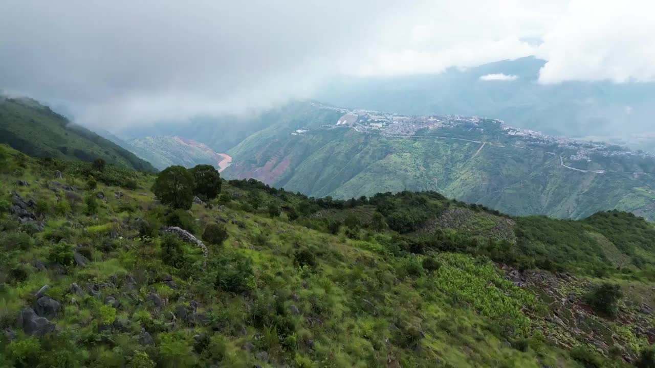 云南省红河州石屏县峡谷风光视频素材