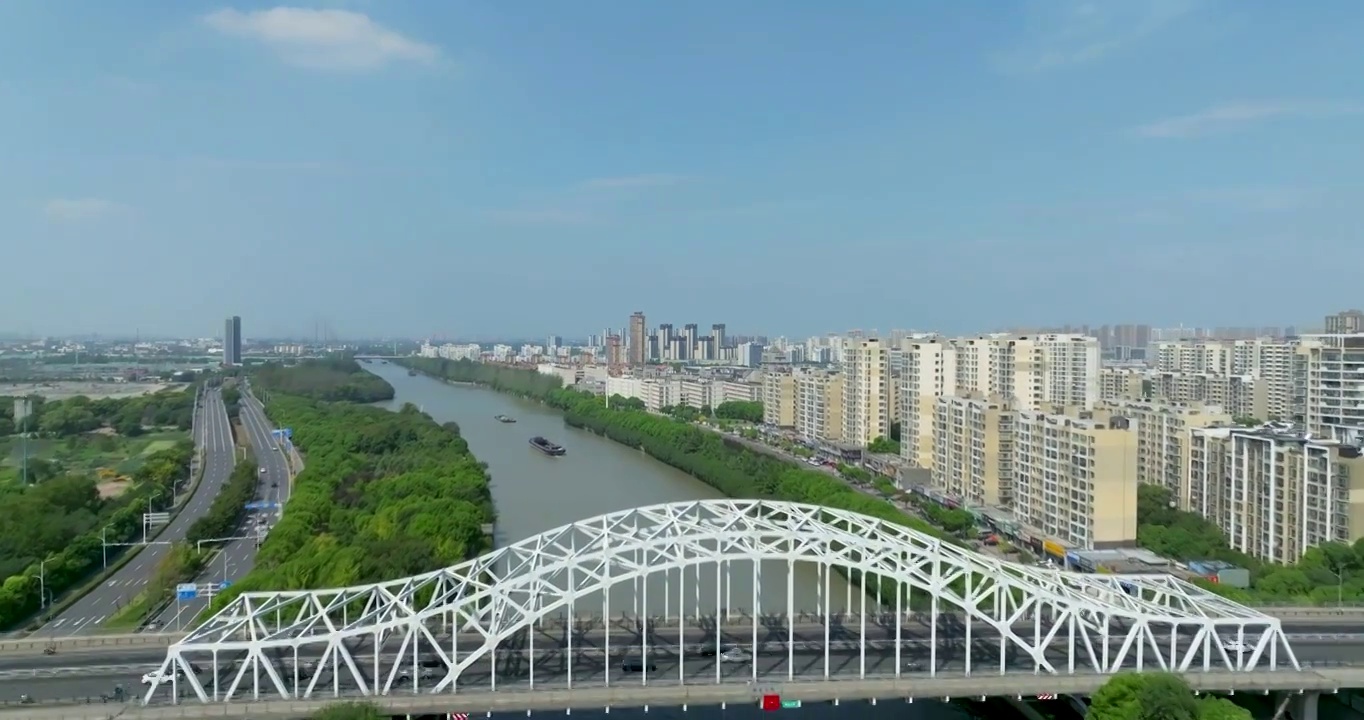 江苏省常州市京杭大运河船只运输画面视频素材