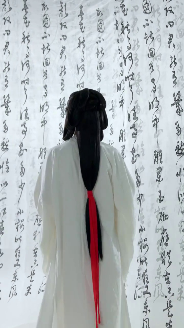 穿汉服的古装美女视频素材画面1