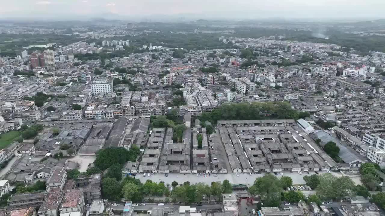 广东省揭阳市普宁洪阳镇德安里古村落建筑群航拍视频素材