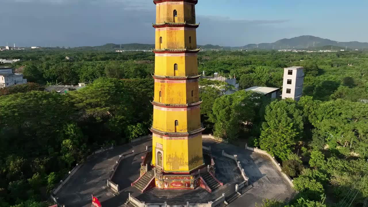 广东省揭阳市普宁洪阳镇培风塔航拍视频素材