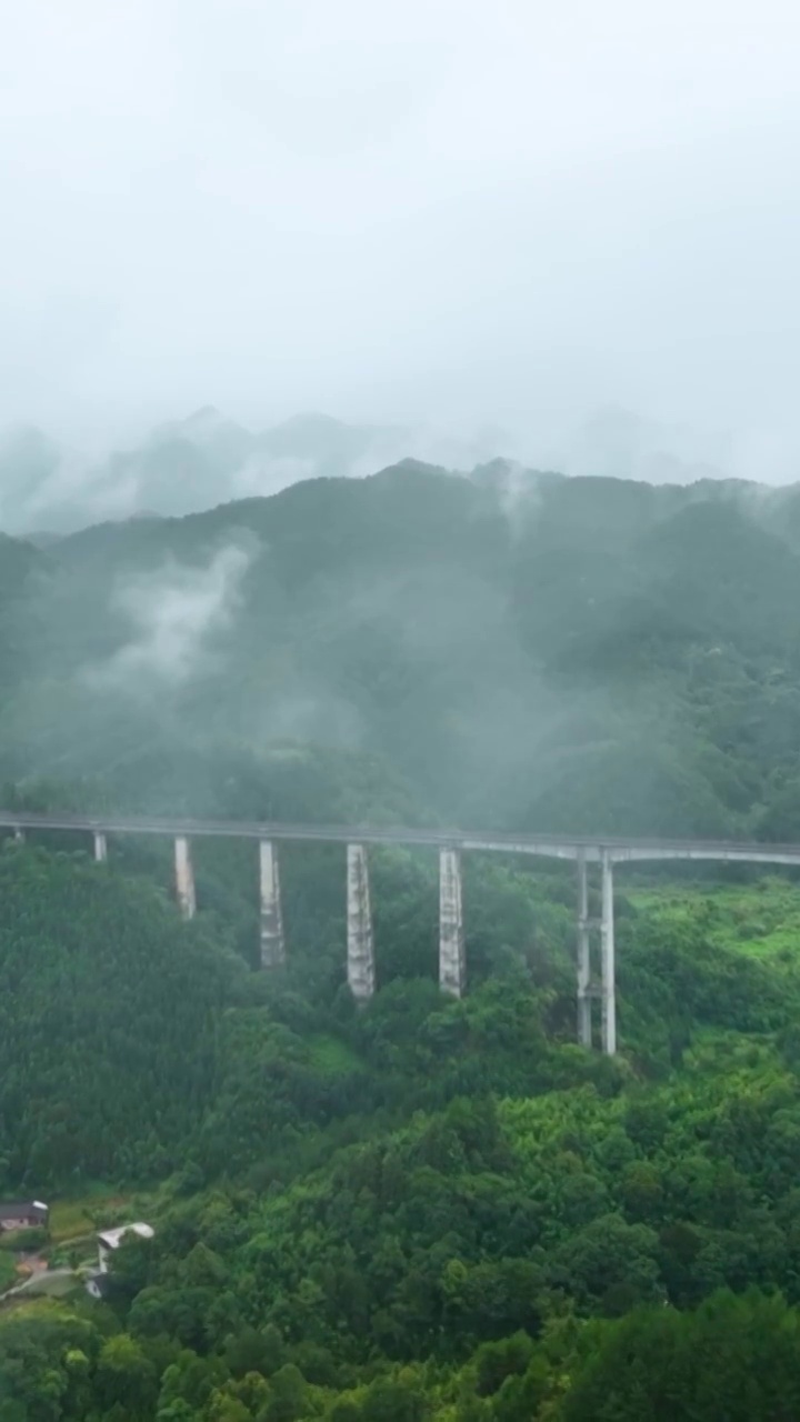 高清竖屏航拍山间仙境风光（合集）视频素材