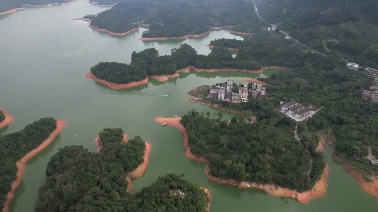 广州流溪河国家森林公园水库航拍视频素材