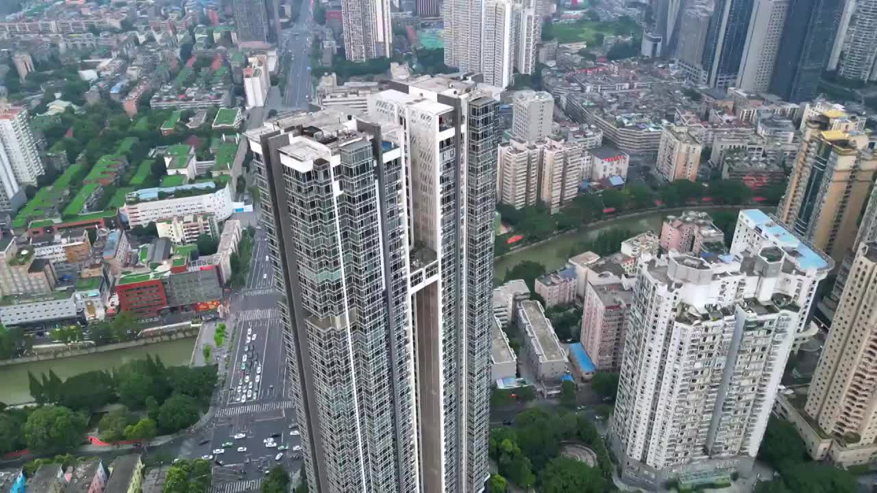 航拍地标成都市区太古里俯拍视角视频素材