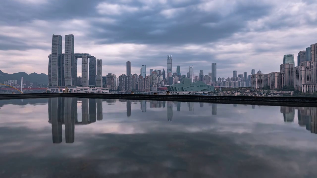 重庆主城起风起云了-变幻的天空之镜视频素材