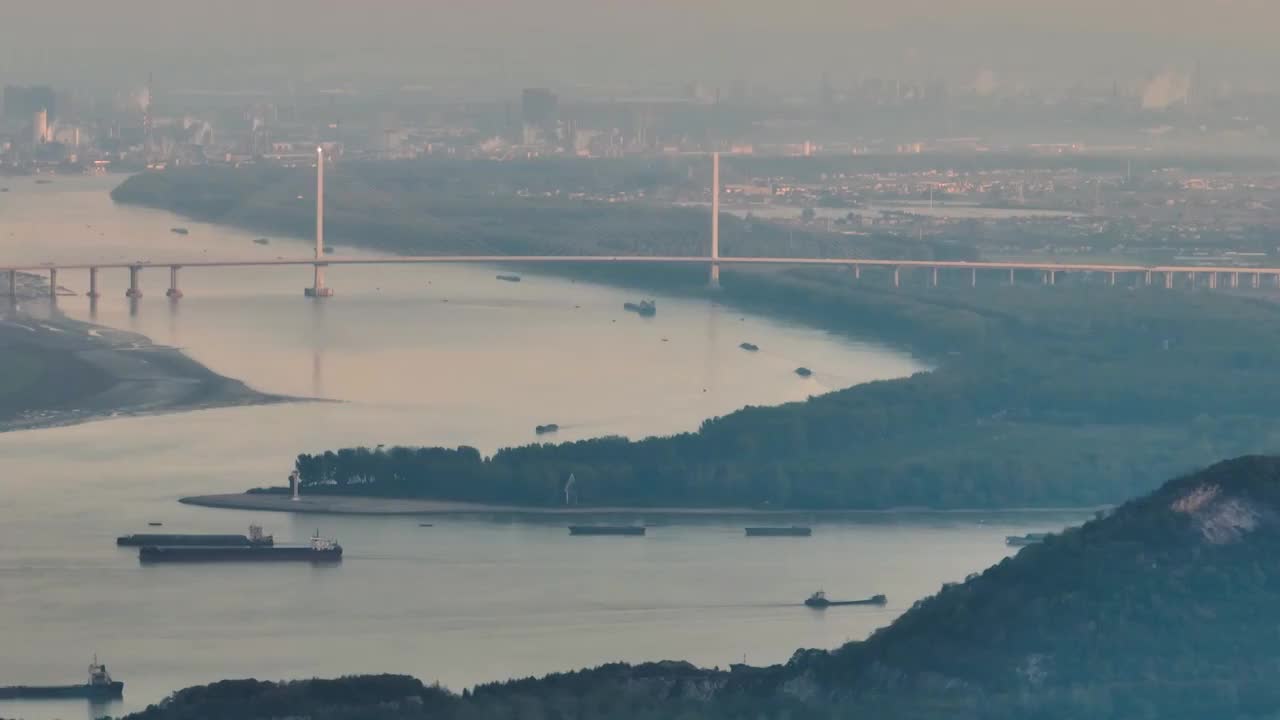 航拍日出时的南京长江沿岸风光视频素材