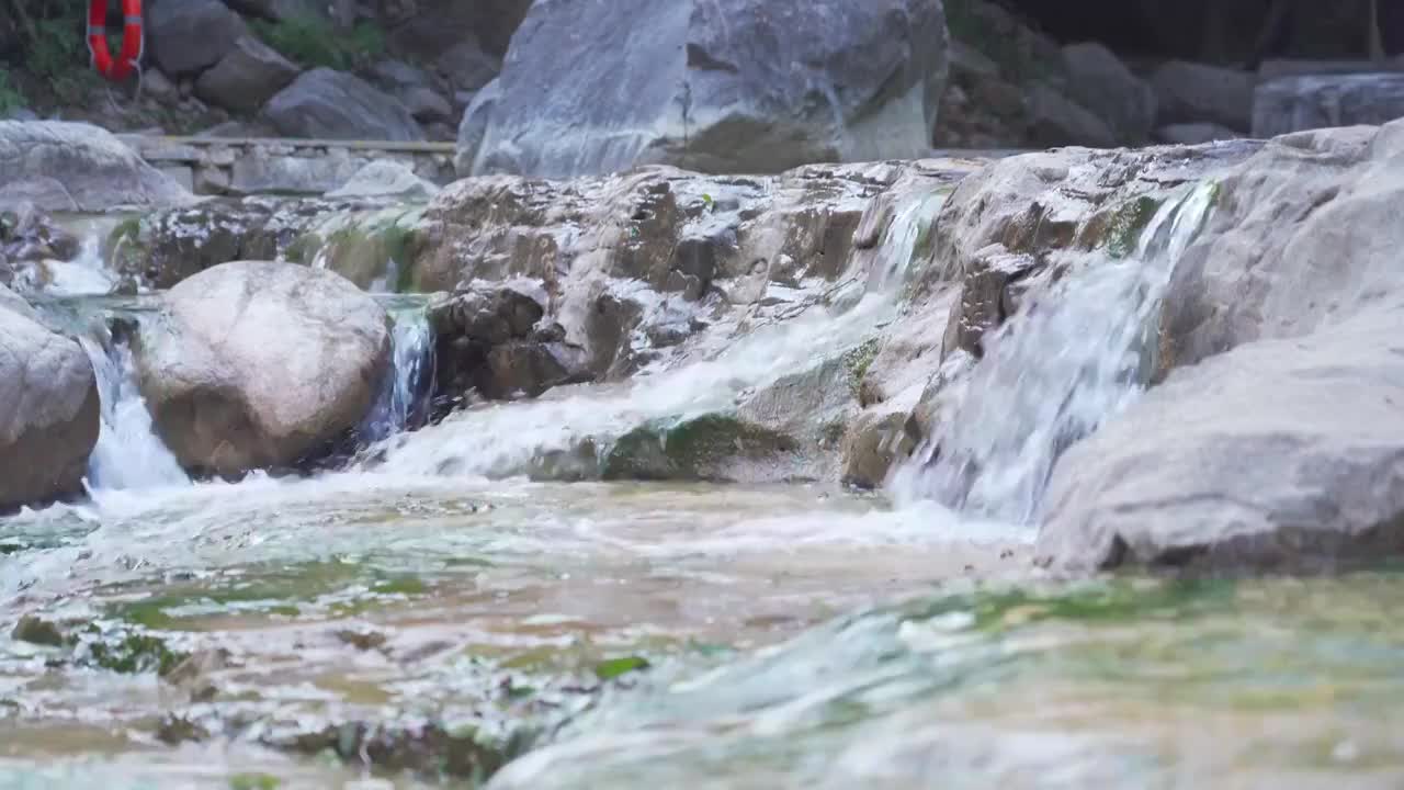 秋季河流瀑布视频素材