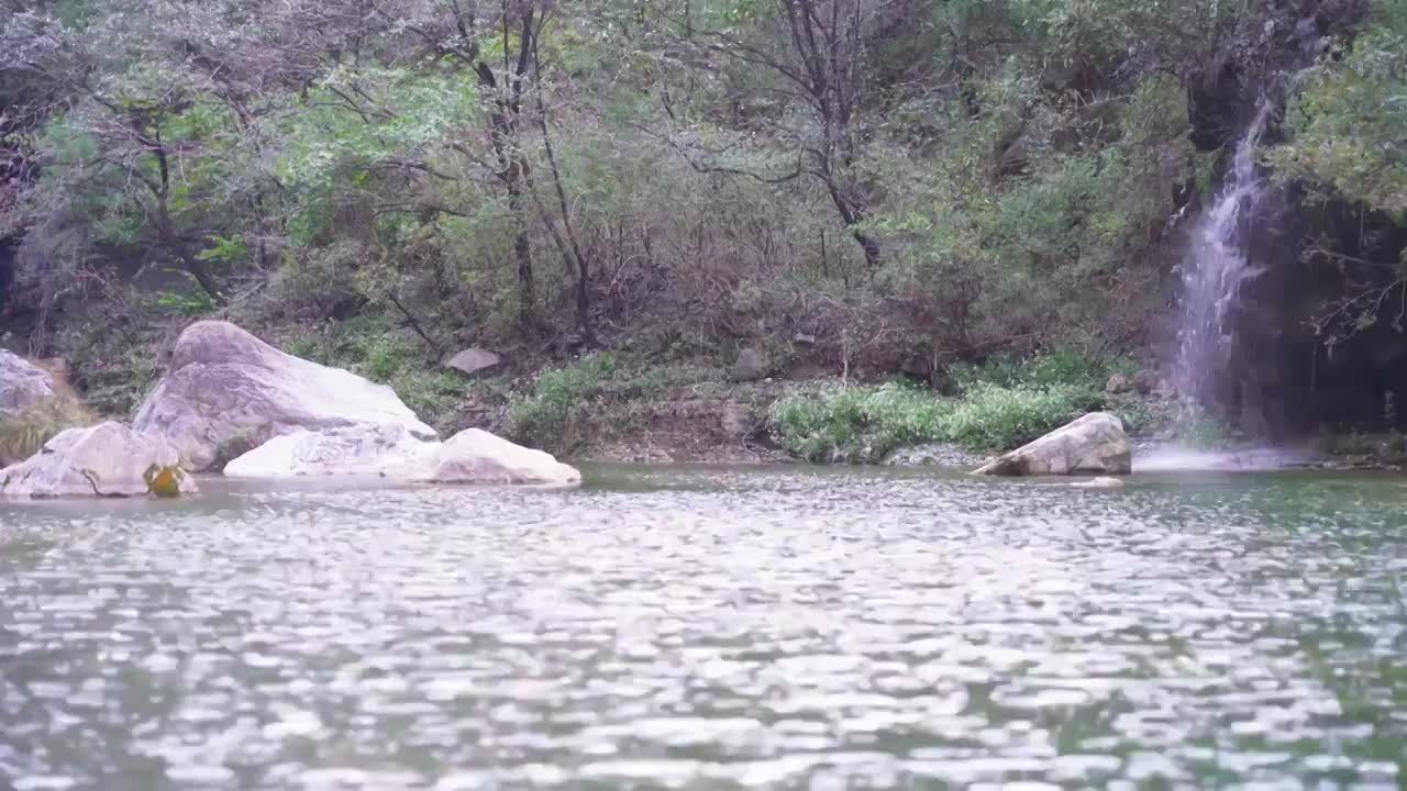 秋季河流瀑布视频素材