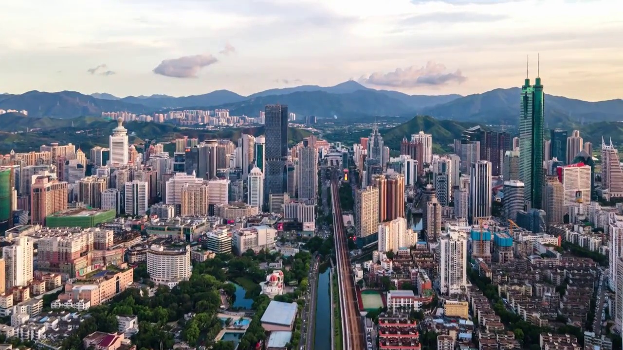 深圳市罗湖老城区火车站视频素材