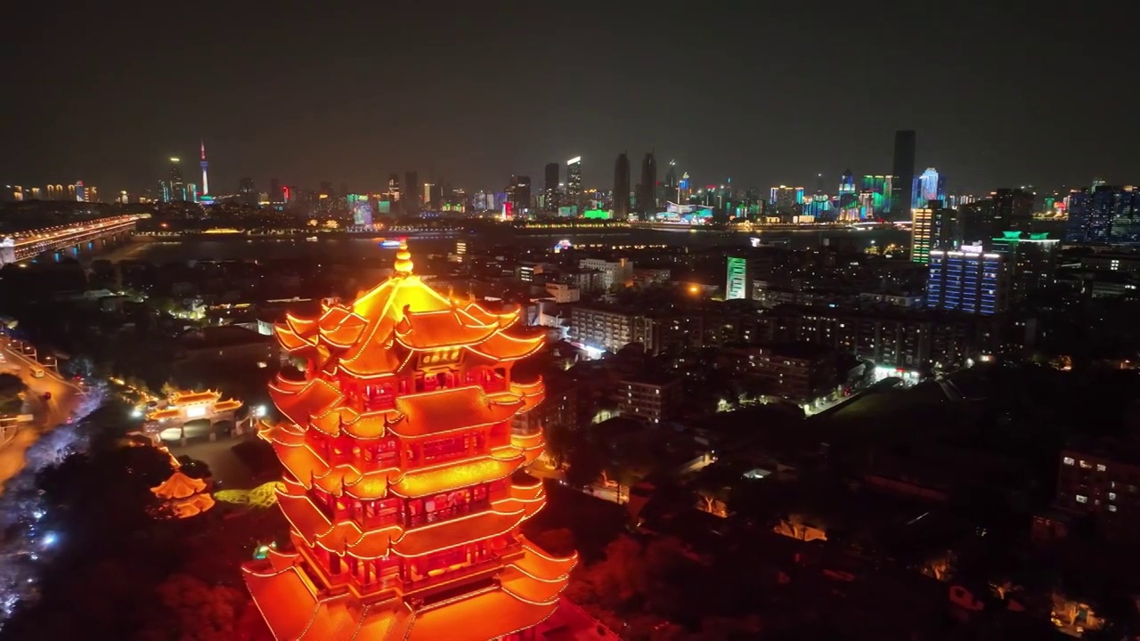 航拍湖北武汉黄鹤楼夜景旅游景点古建筑历史城市风光视频素材