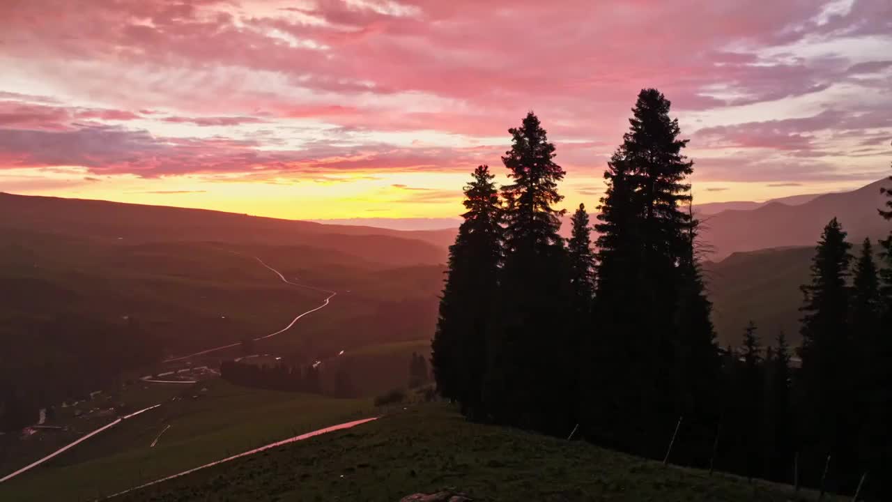 草原唯美夕阳晚霞航拍视频素材