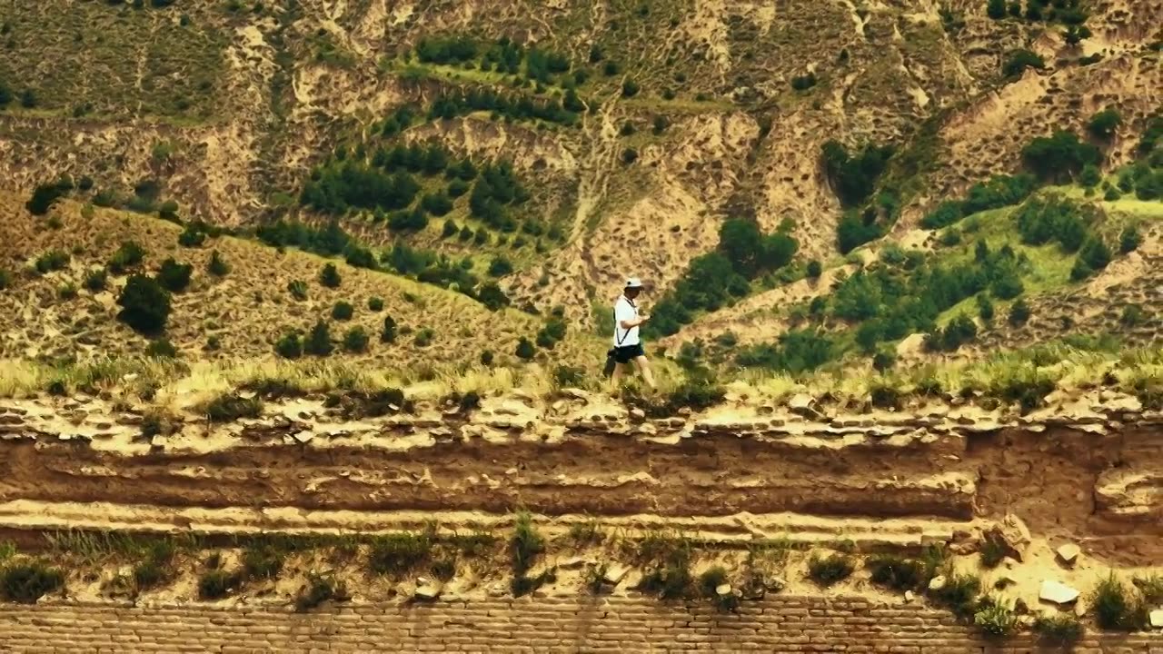 山西朔州广武长城大气航拍风景（合集）视频素材画面1