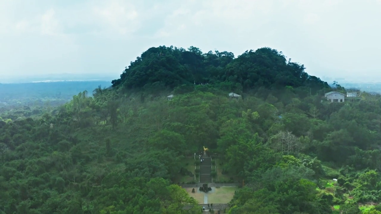 航拍海南省海口市火山口公园视频素材