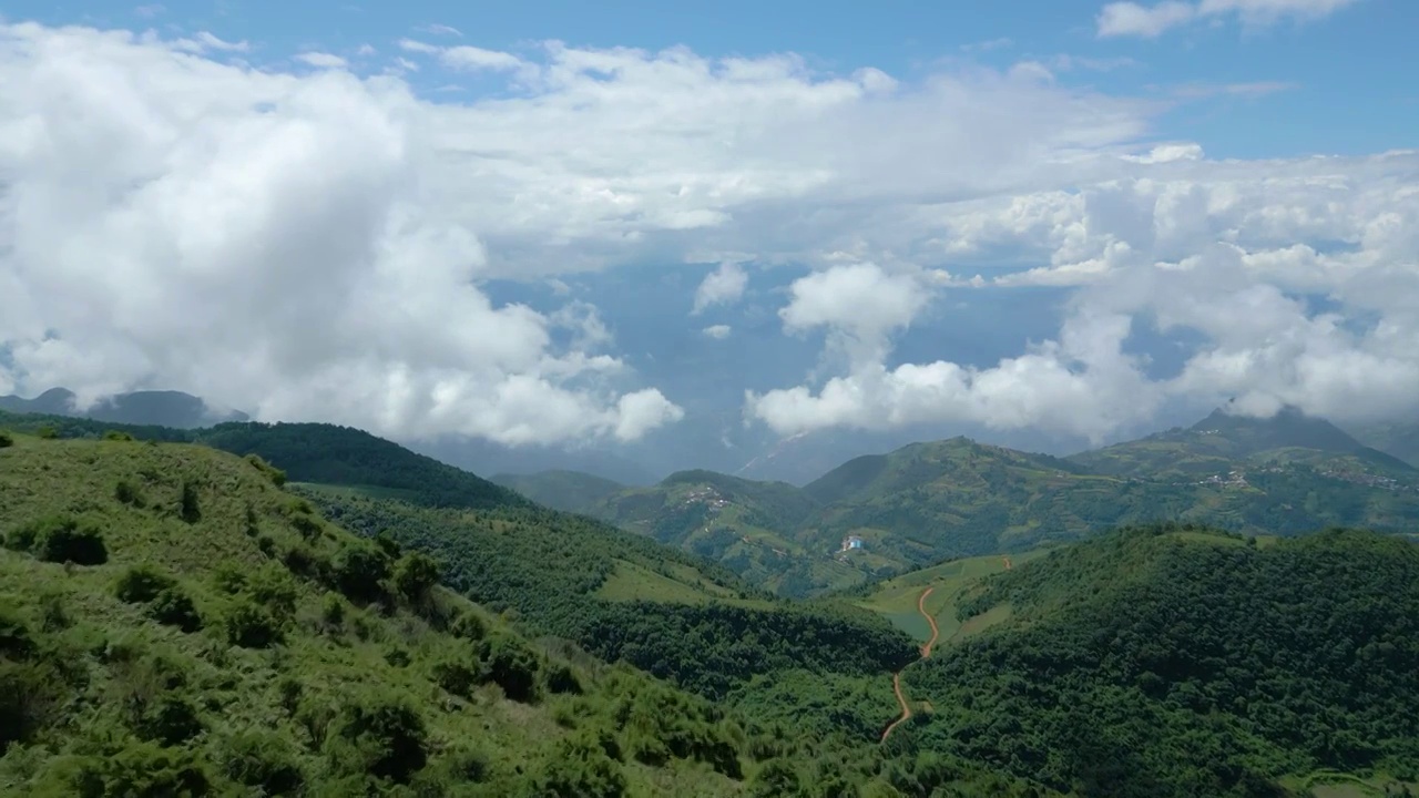 航拍高山风光视频素材