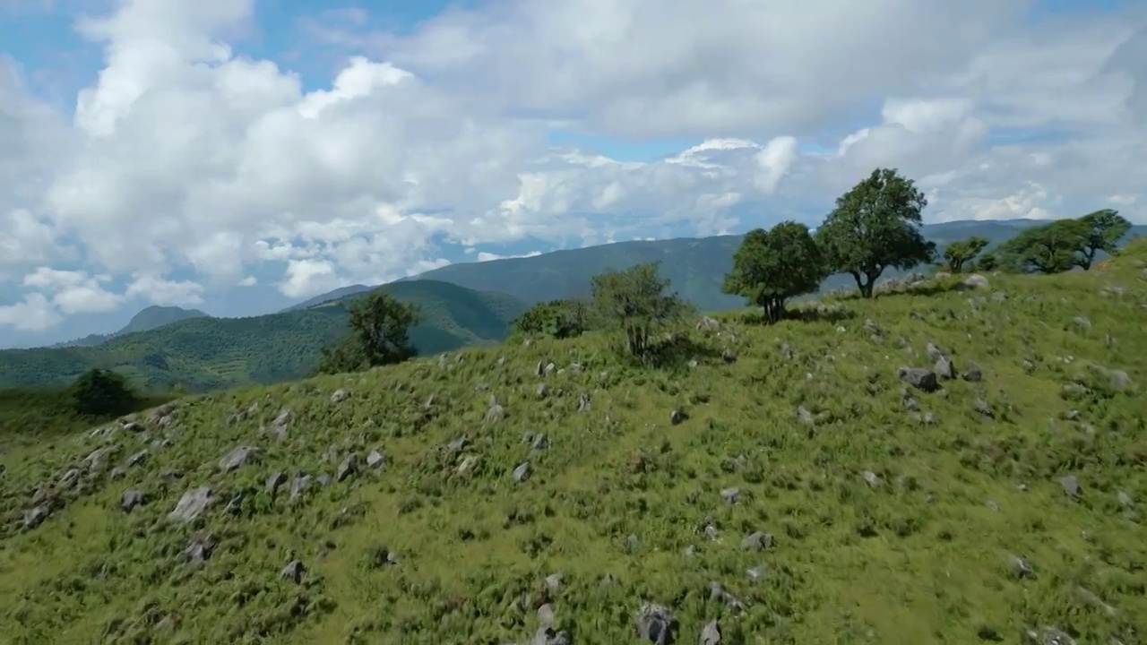 航拍高山风光视频素材