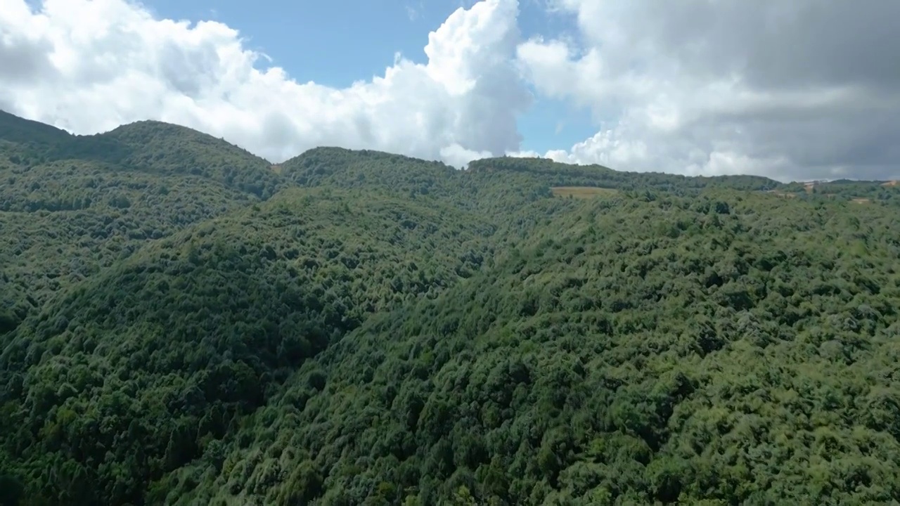 航拍高山风光视频素材