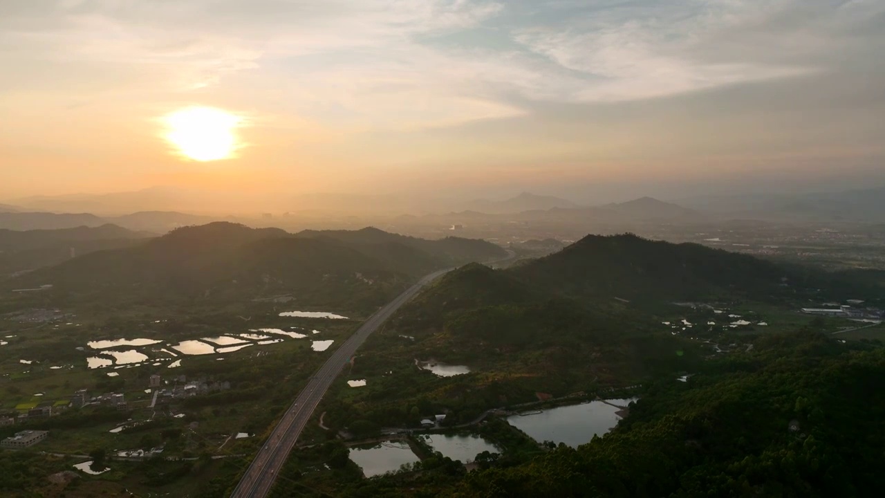 广东高速公路基建公路山路视频素材