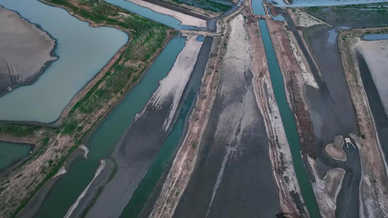 航拍日落时的南京溧水石臼湖风光视频素材