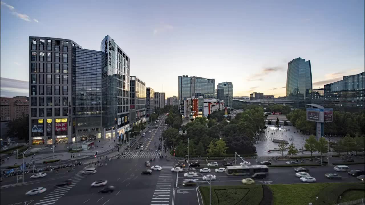 北京海淀中关村商业街建筑道路车流日落夜景延时摄影视频素材