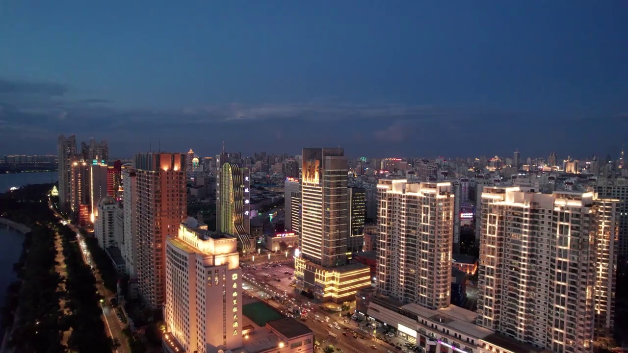 哈尔滨城市风光夜景航拍视频素材