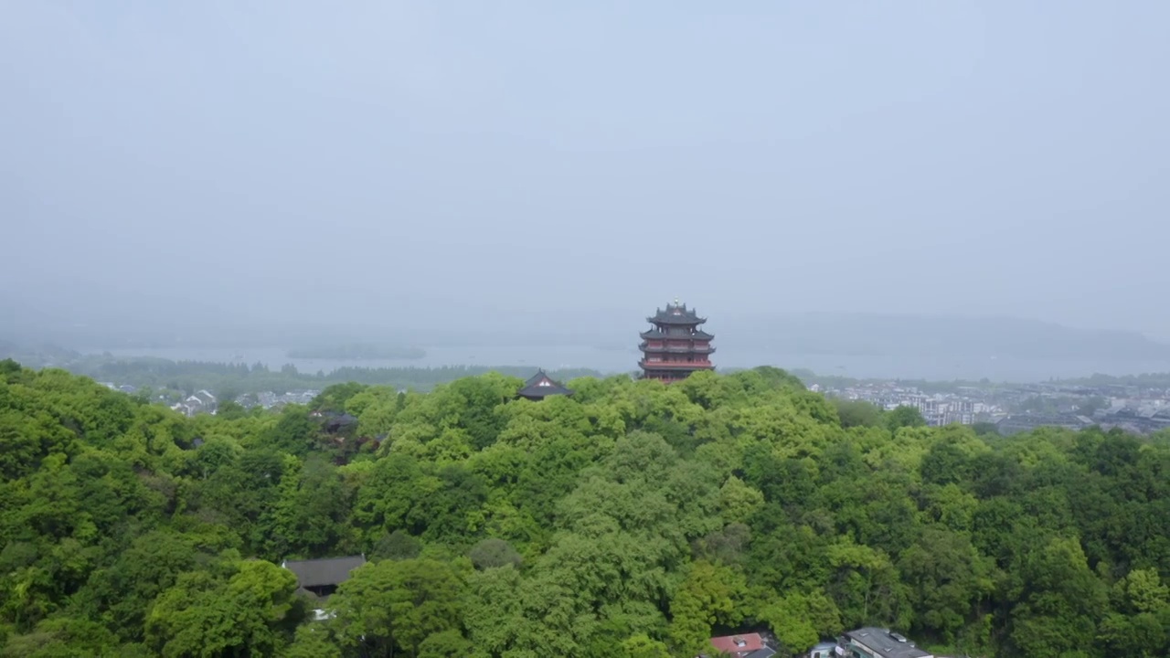 航拍杭州吴山城隍阁视频素材