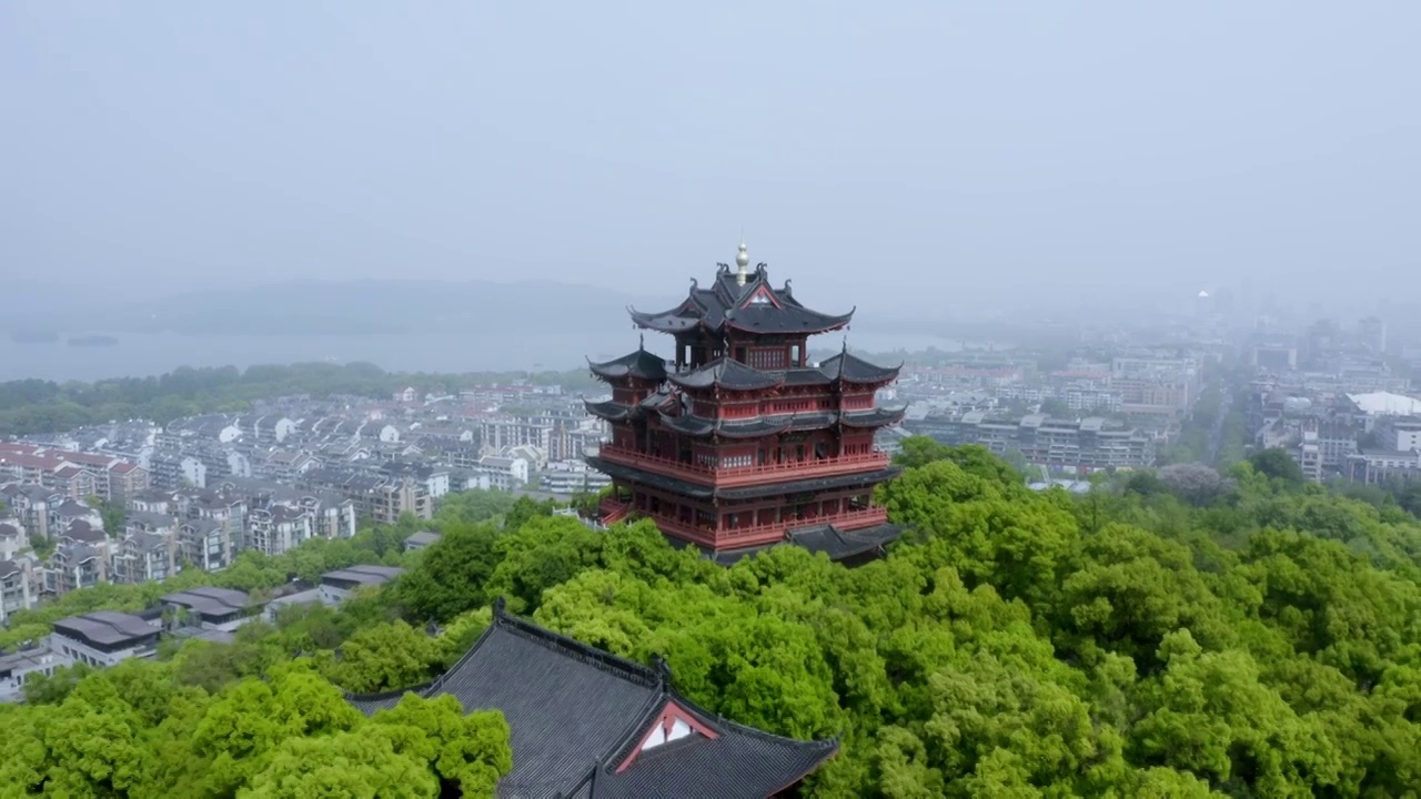 航拍杭州吴山城隍阁视频素材