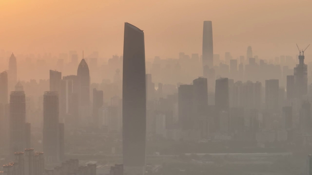 航拍武汉汉江湾铁桥日出城市风光逆光建筑群视频素材