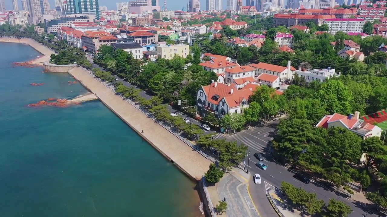 青岛前海湾沿海城市天际线航拍视频素材