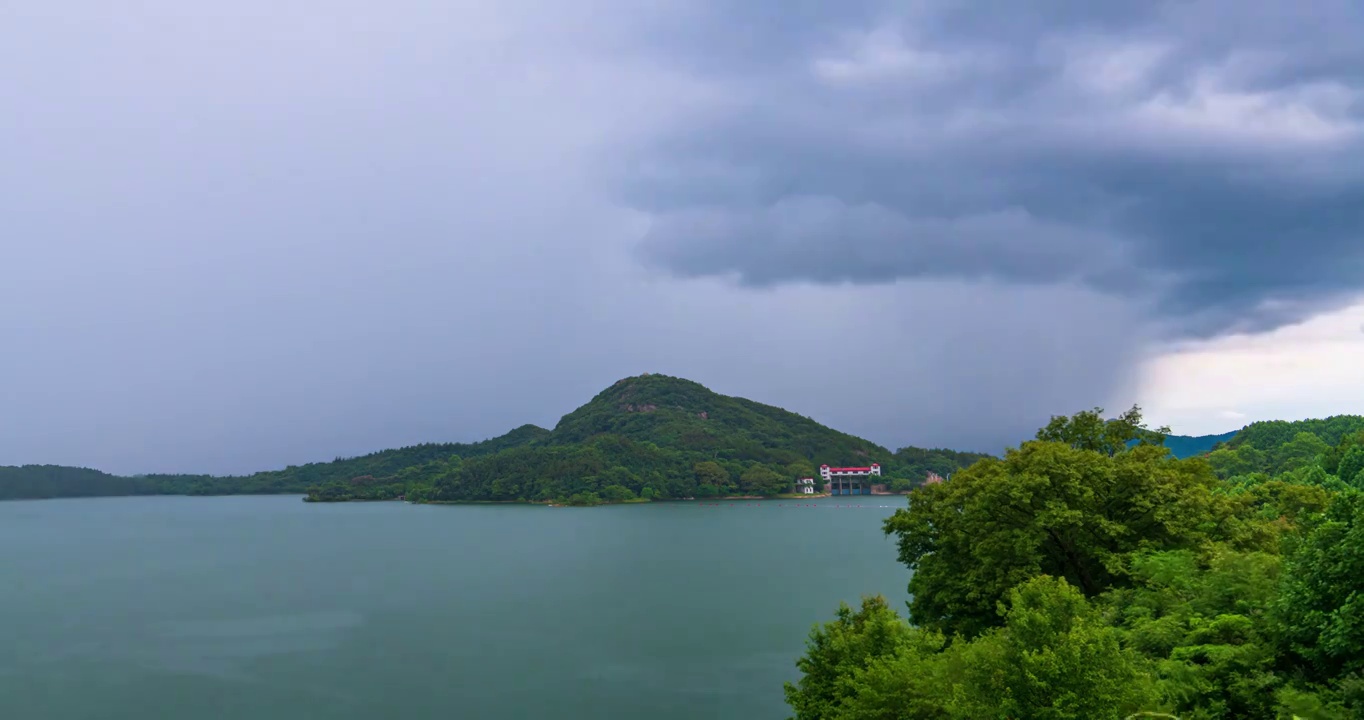 河南信阳香山湖暴风雨延时视频下载