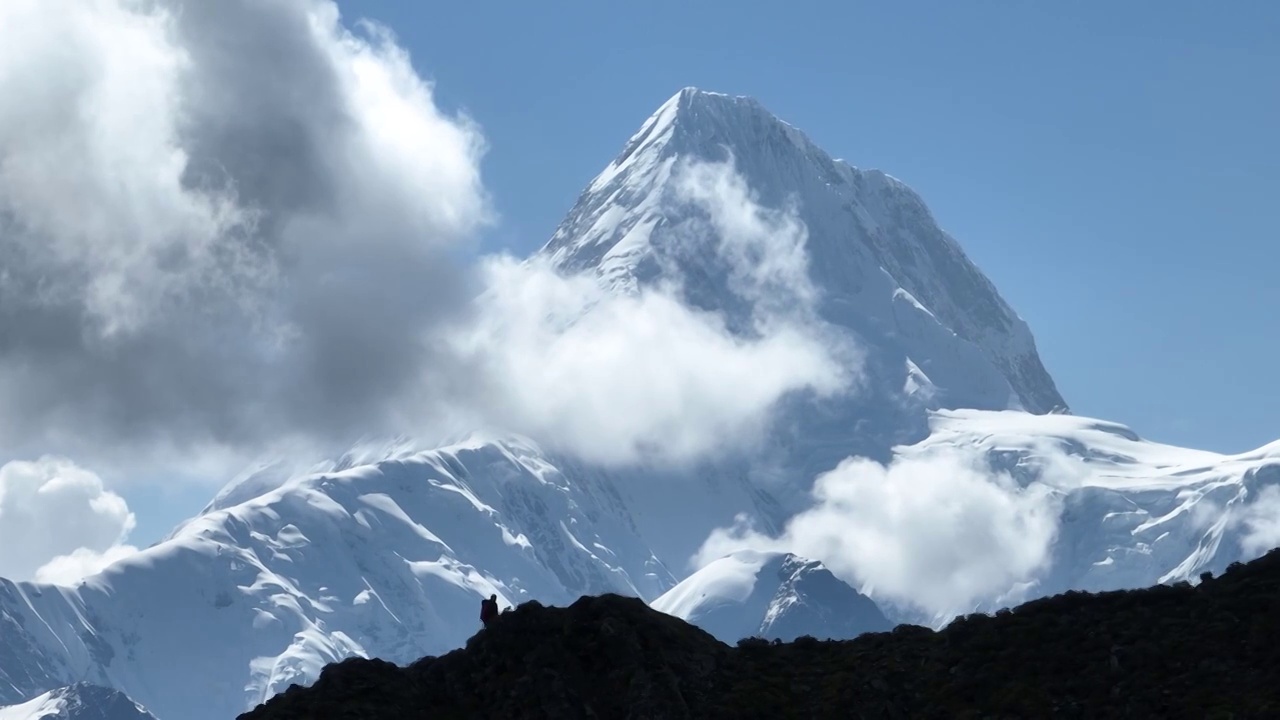 蜀山之王贡嘎雪山视频素材