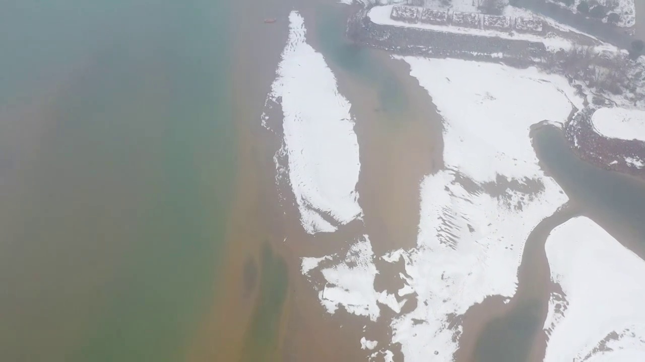 郑州风雪中的黄河 黄河浮桥视频下载